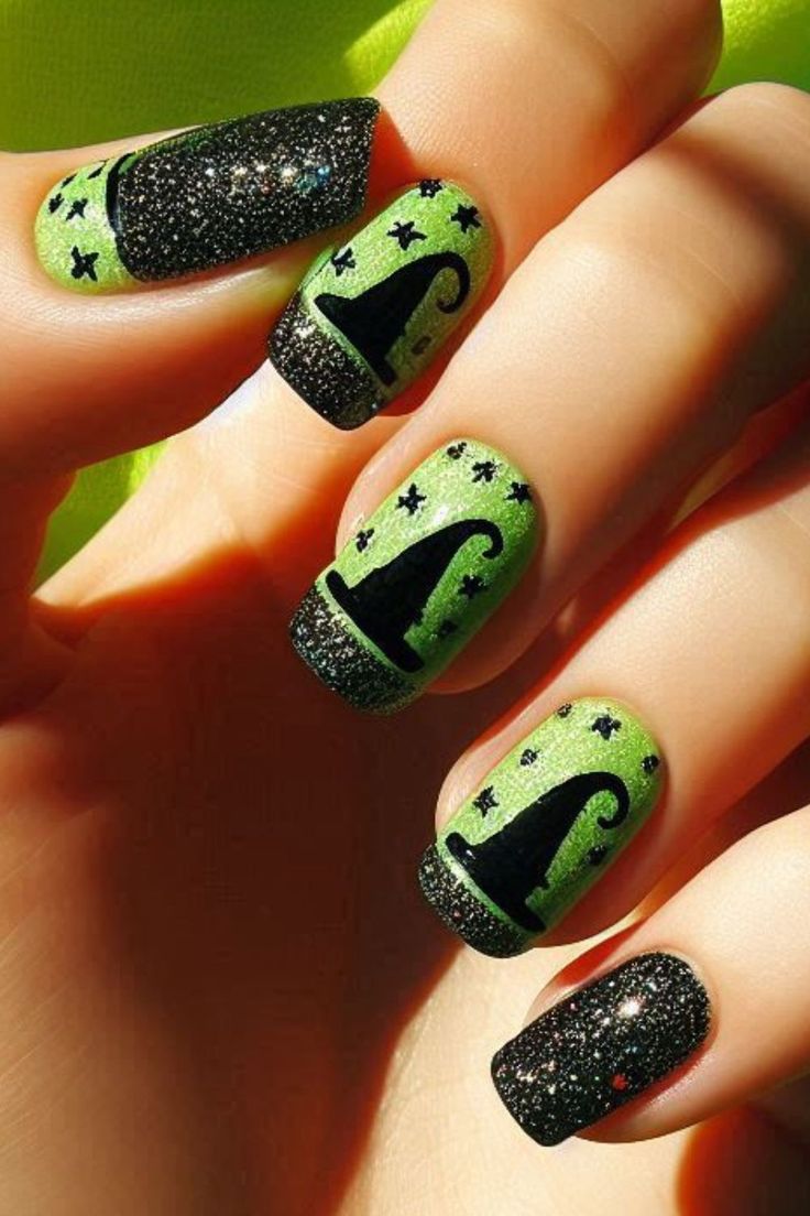 29 Halloween Nails That Are More Chic Than Scary 7 29 Halloween Nails That Are More Chic Than Scary