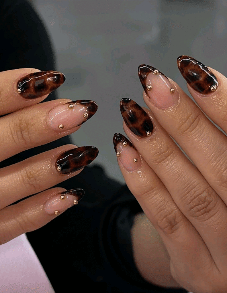 10 Chic November Nail Shades to Try This Season 3 10 Chic November Nail Shades to Try This Season