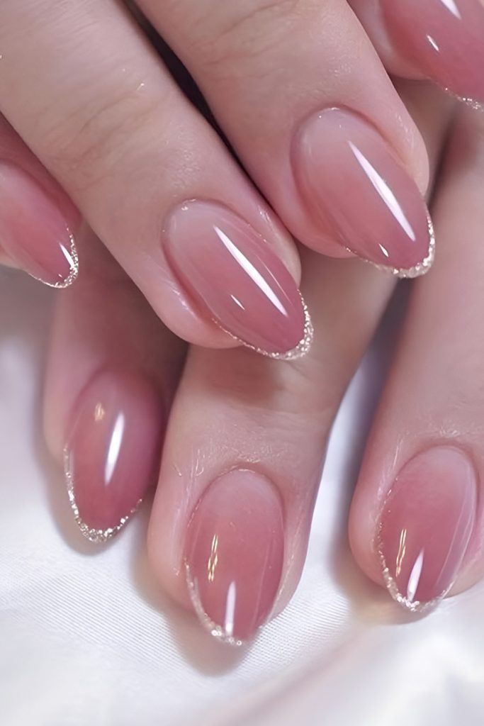 10 Chic November Nail Shades to Try This Season 10 10 Chic November Nail Shades to Try This Season