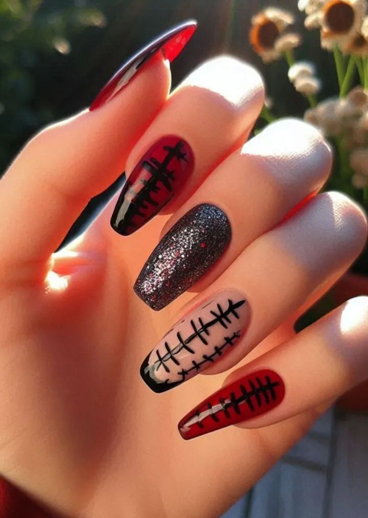 29 Halloween Nails That Are More Chic Than Scary 14 29 Halloween Nails That Are More Chic Than Scary
