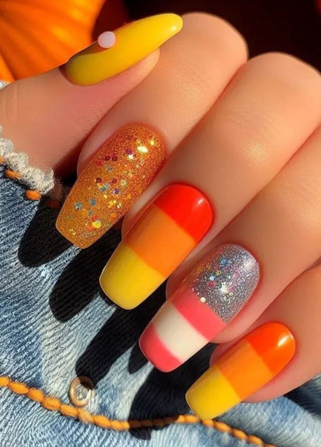 29 Halloween Nails That Are More Chic Than Scary 2 29 Halloween Nails That Are More Chic Than Scary