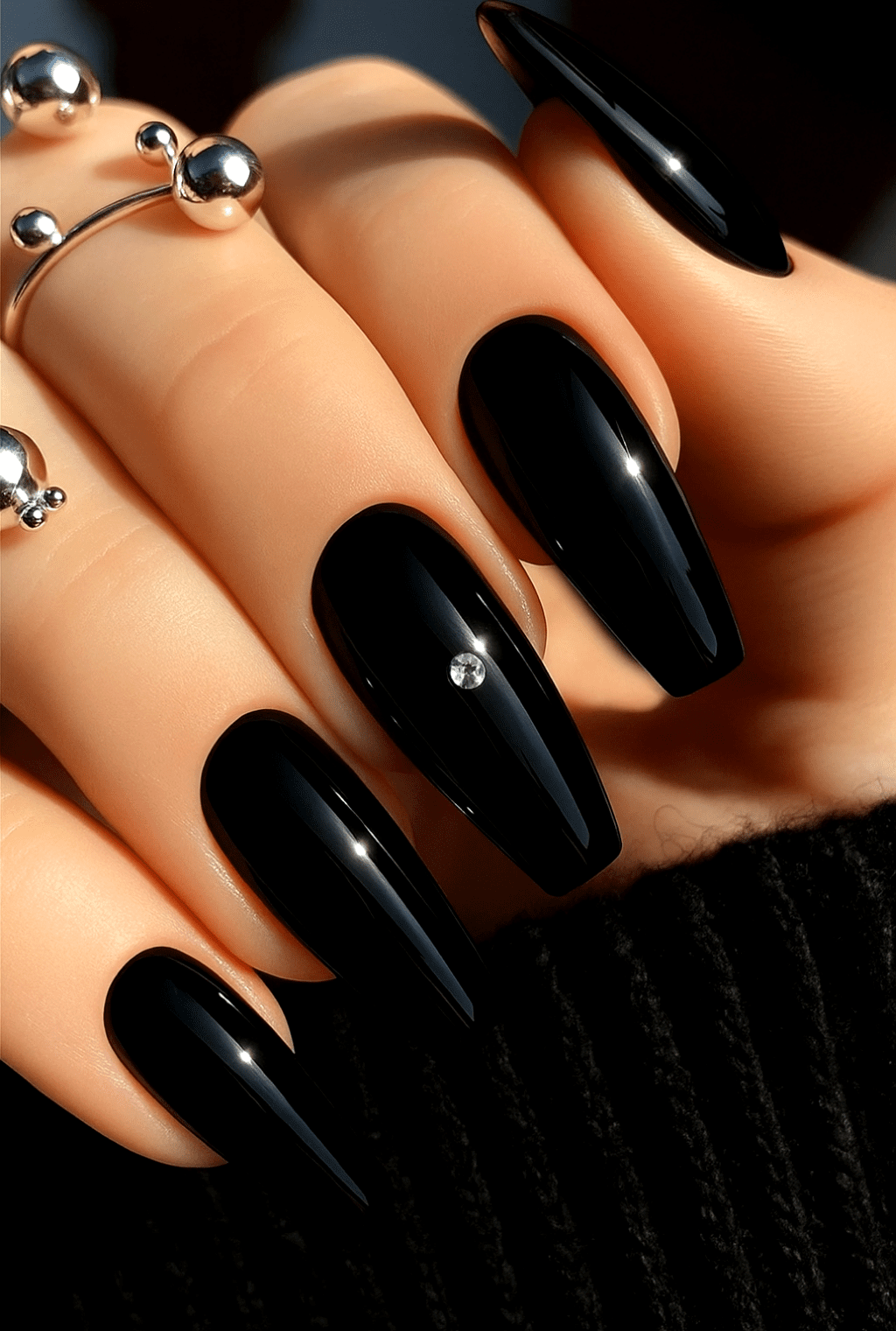 27 Elegant Black Christmas Nail Ideas for a Classy Holiday Look