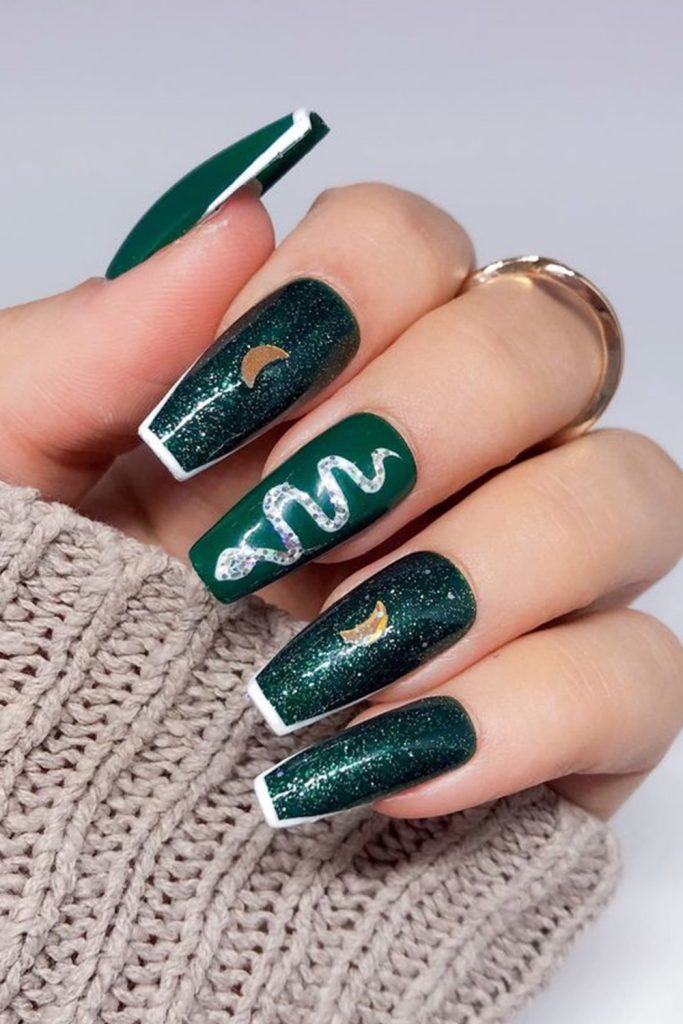 30 Cute & Playful Halloween Nail Art Designs to Try This Season