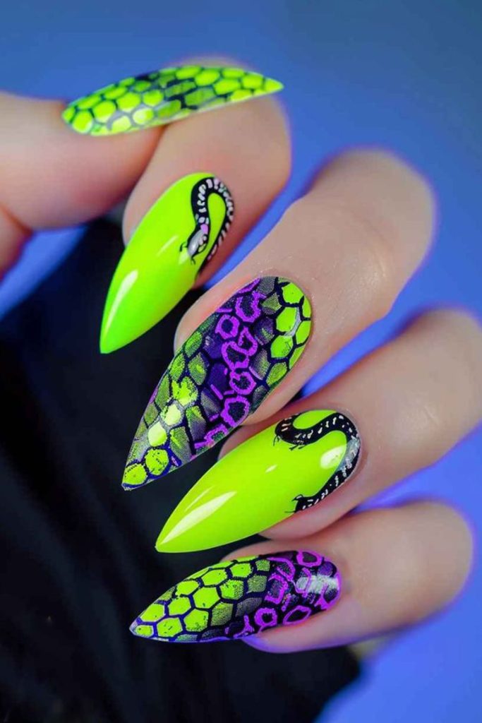 30 Cute & Playful Halloween Nail Art Designs to Try This Season