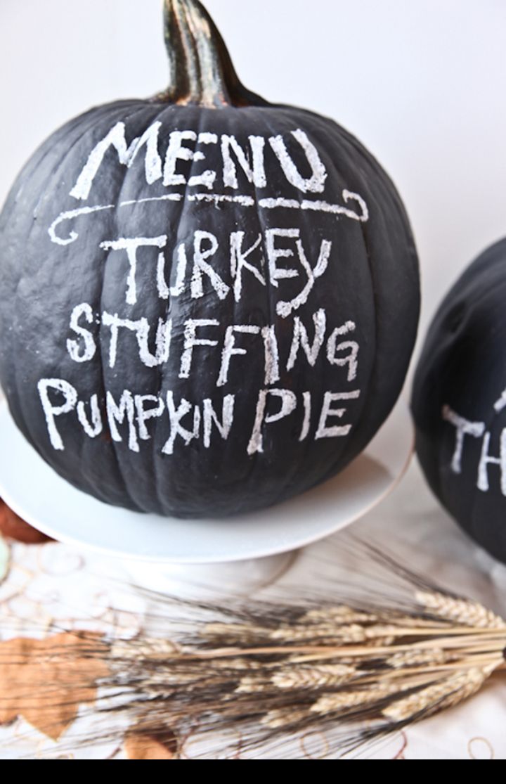 30+ Stylish Pumpkin Painting Ideas for Thanksgiving Decor