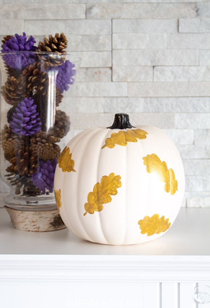 30+ Stylish Pumpkin Painting Ideas for Thanksgiving Decor
