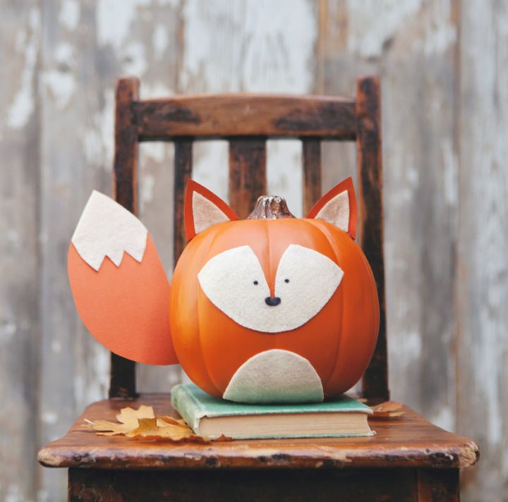 30+ Stylish Pumpkin Painting Ideas for Thanksgiving Decor