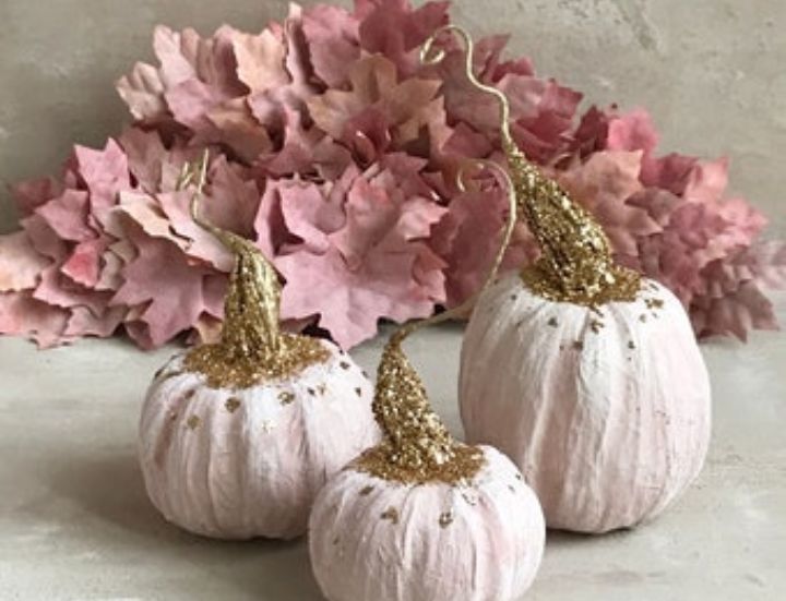 30+ Stylish Pumpkin Painting Ideas for Thanksgiving Decor
