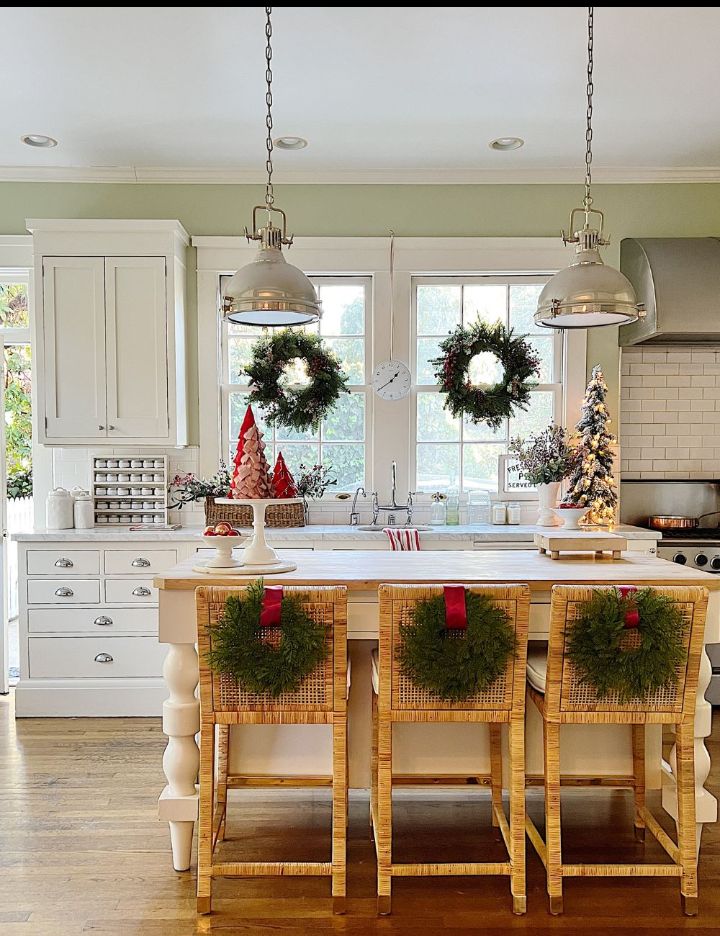 20 Gorgeous Christmas Decorations to Make Your 2025 Home Merry & Bright