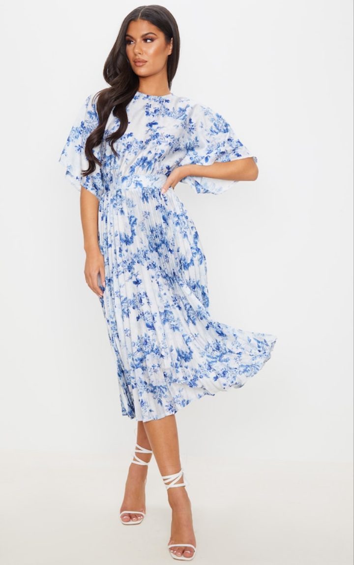 25 Ways to Style a Blue Floral Dress for Every Occasion