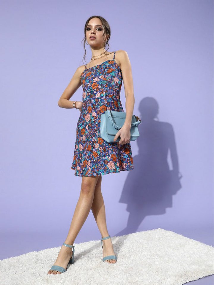 25 Ways to Style a Blue Floral Dress for Every Occasion