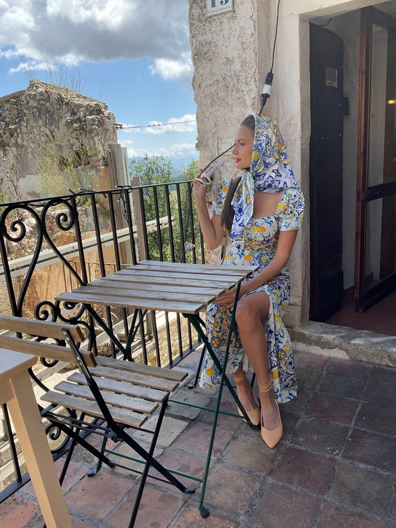 25 Ways to Style a Blue Floral Dress for Every Occasion