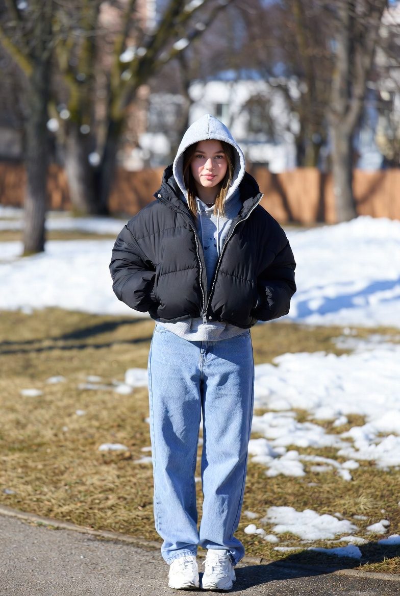 Winter Outfits for Teenage Girls: 22 Trendy & Cozy Outfit Ideas
