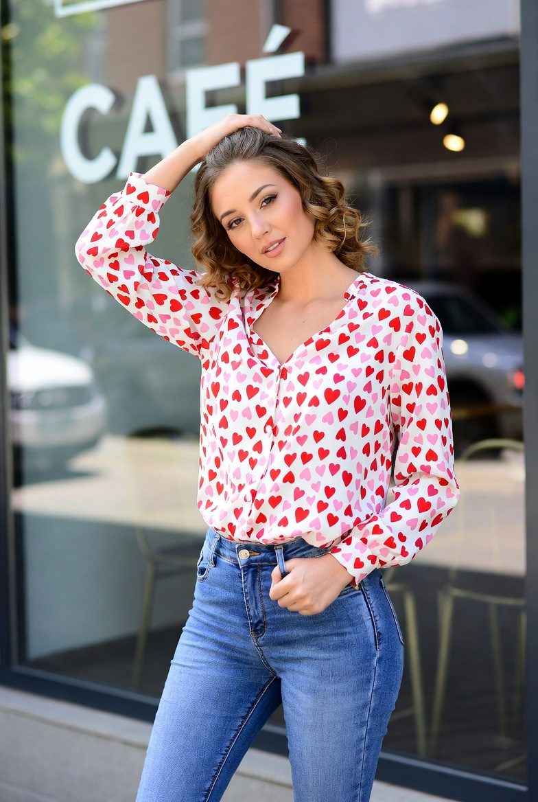 Valentine’s Day Fashion Trends: 23 Chic Outfit Ideas You’ll Love
