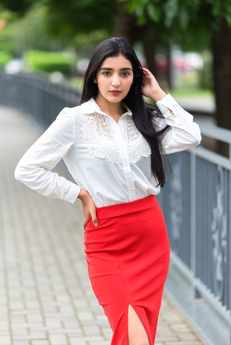 Valentine’s Day Fashion Trends: 23 Chic Outfit Ideas You’ll Love