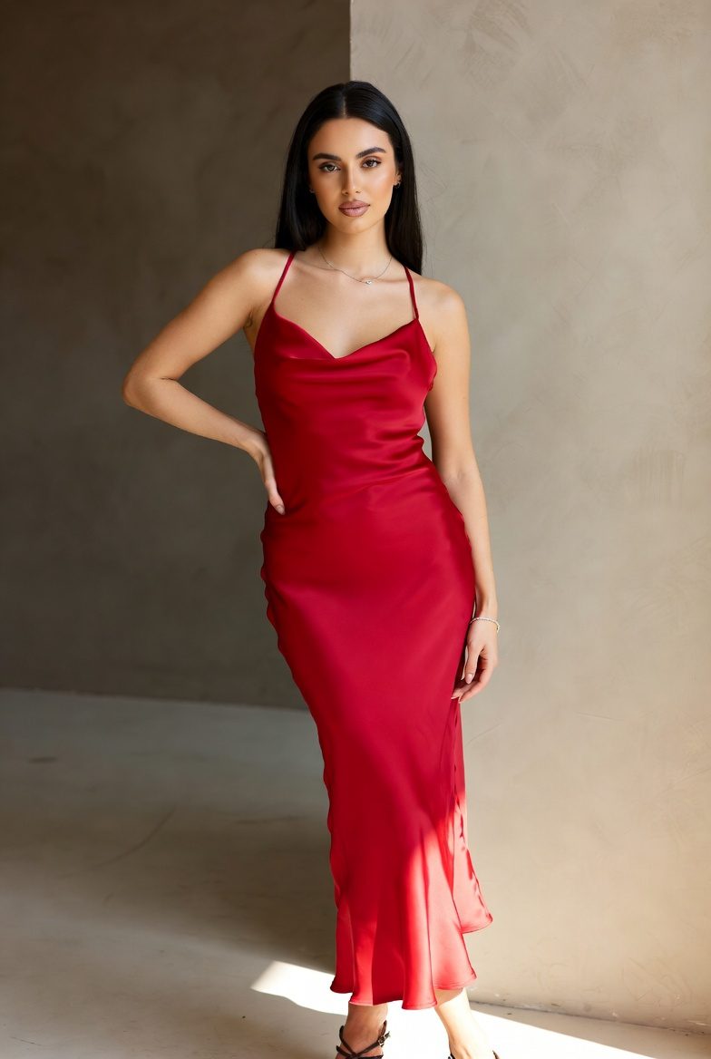 Valentine’s Day Dress Ideas: 21 Stylish Looks You’ll Fall in Love With