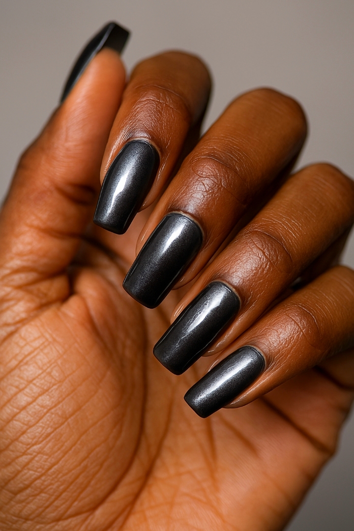 20 Metallic Nail Colors That Look Stunning on Melanin Skin