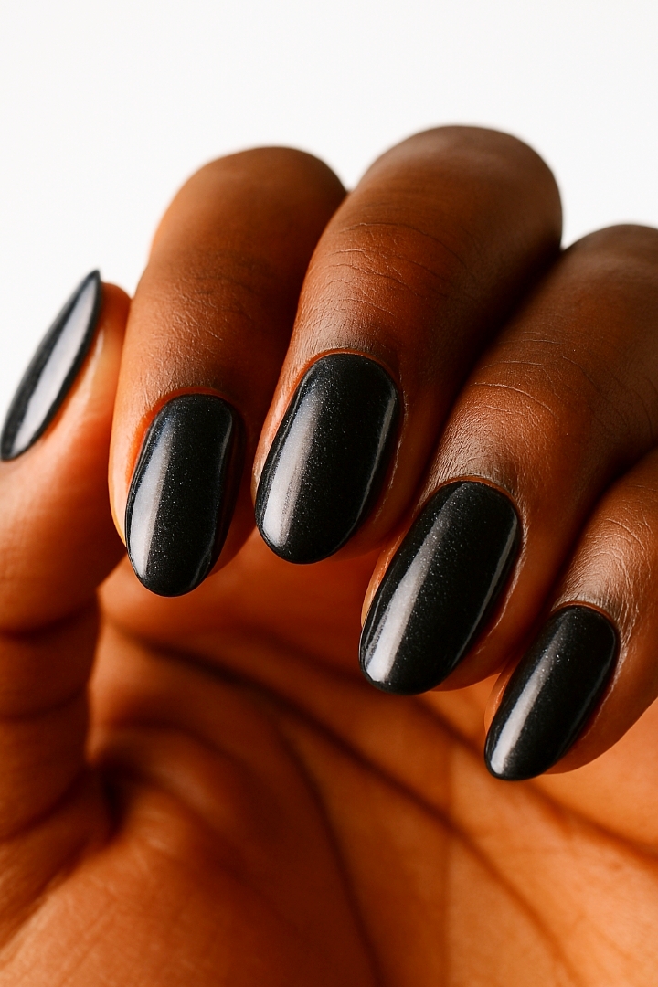 20 Metallic Nail Colors That Look Stunning on Melanin Skin
