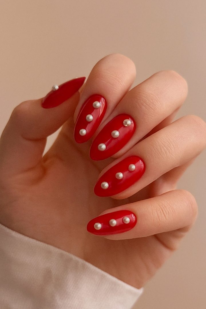 Romantic Red Nails: 19 Beautiful Ideas for a Soft, Feminine, and Stylish Look