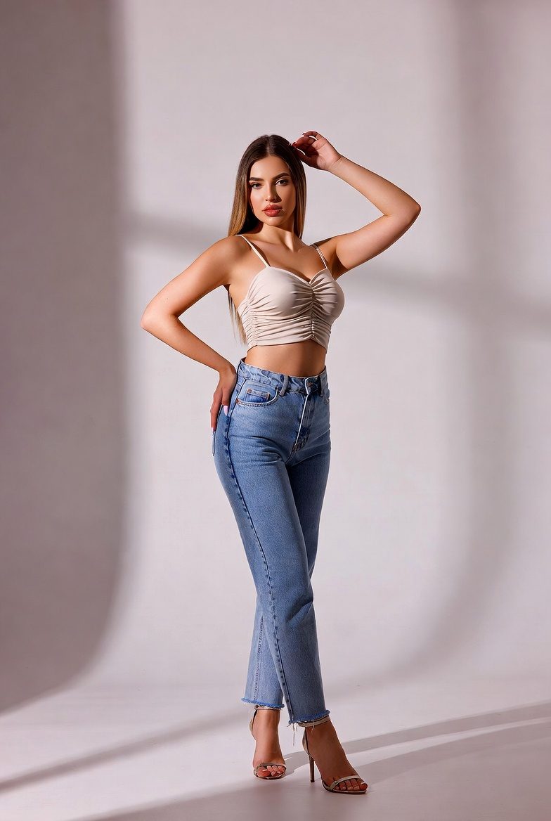 28 Night-Out Tops That Look Amazing With Jeans or Skirts