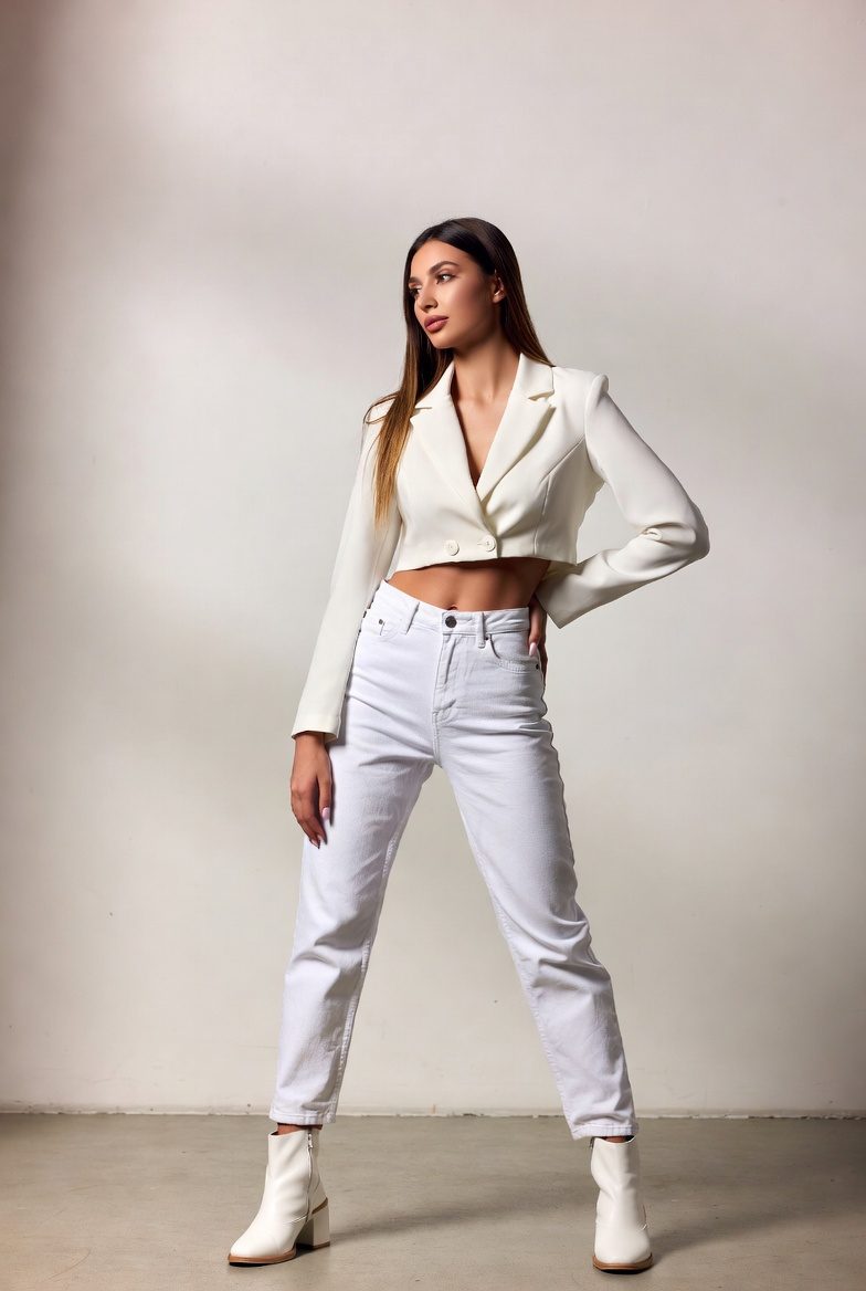 28 Night-Out Tops That Look Amazing With Jeans or Skirts