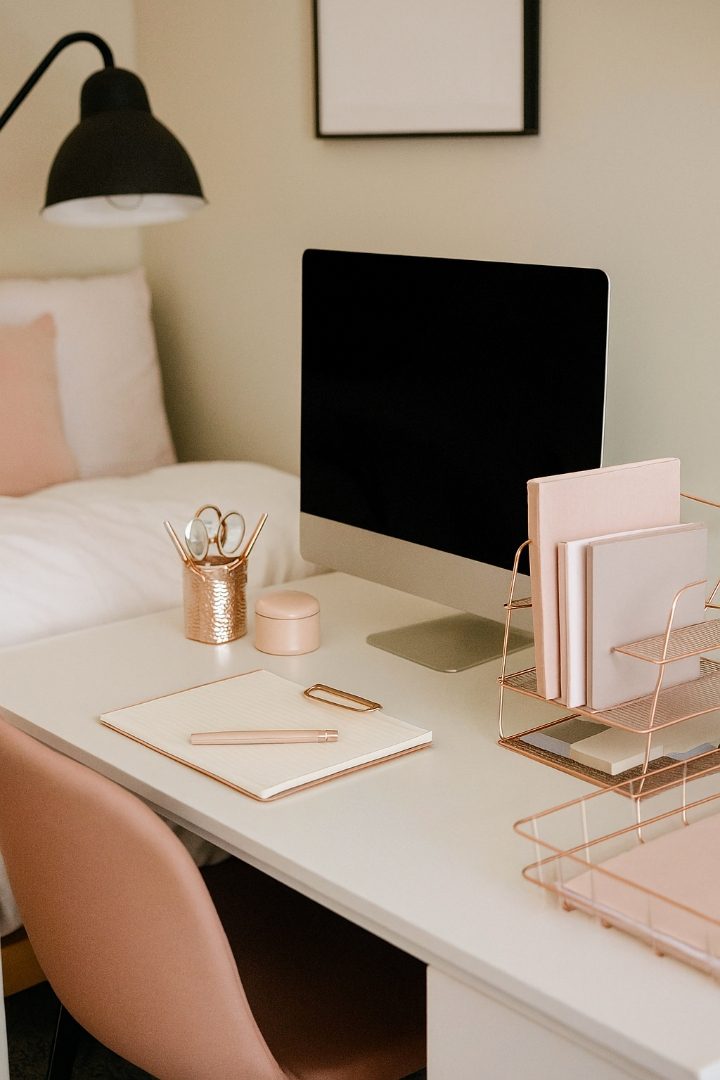 Pink Dorm Room Decor: 18 Stylish Ideas for a Dreamy College Space