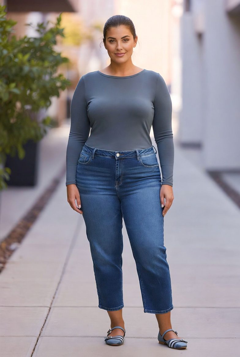 Best Jeans for Plus Size Women: 21 Flattering Styles That Truly Fit