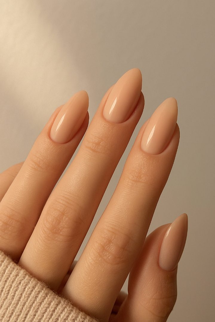 23 Short Acrylic Nail Ideas That Actually Look Natural