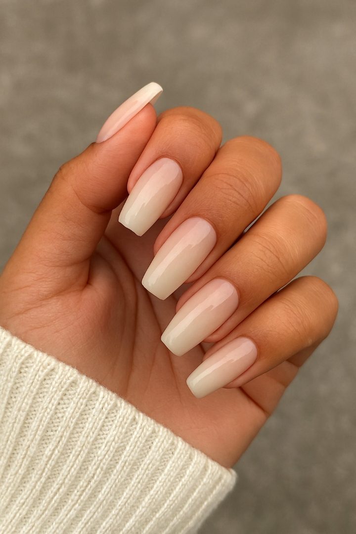 23 Short Acrylic Nail Ideas That Actually Look Natural