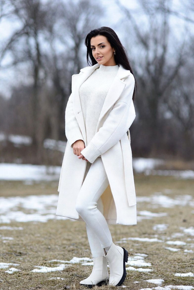20 Winter Date Night Outfit Ideas Women Are Loving Right Now