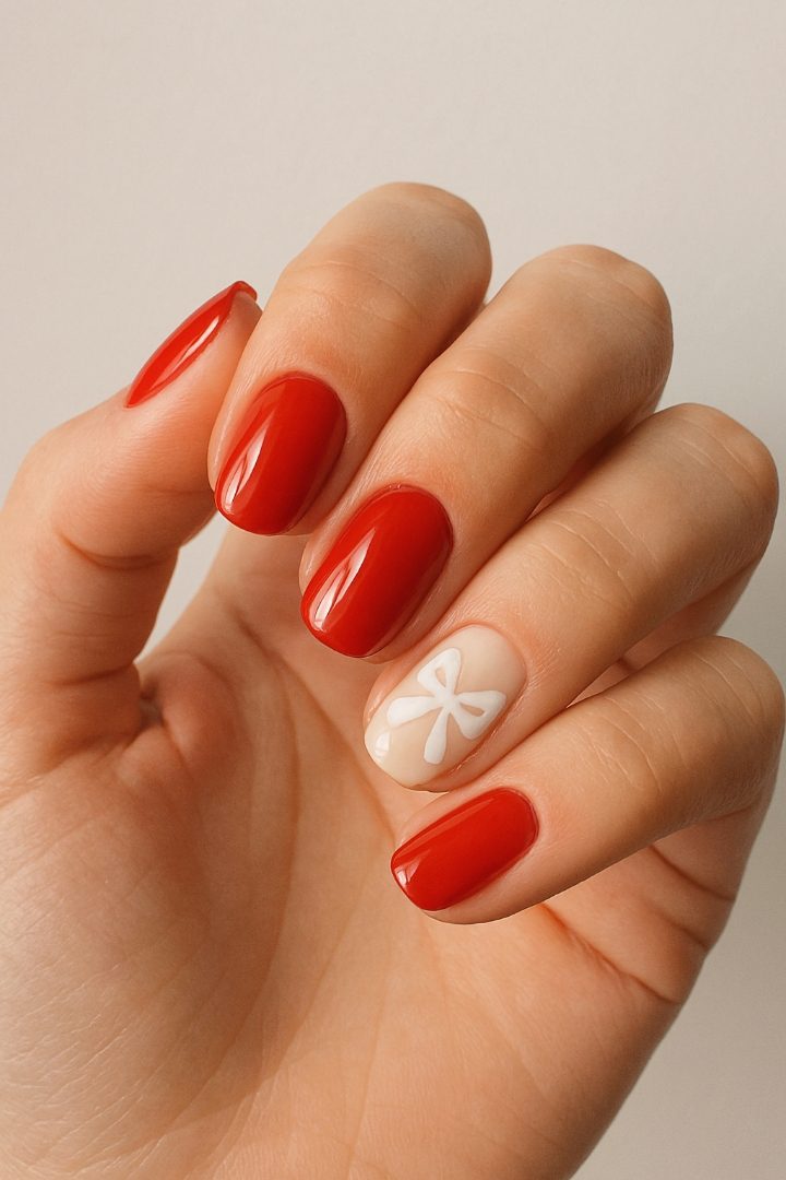 18 Simple Red and White Valentine Nail Designs That Are Sweet & Stylish