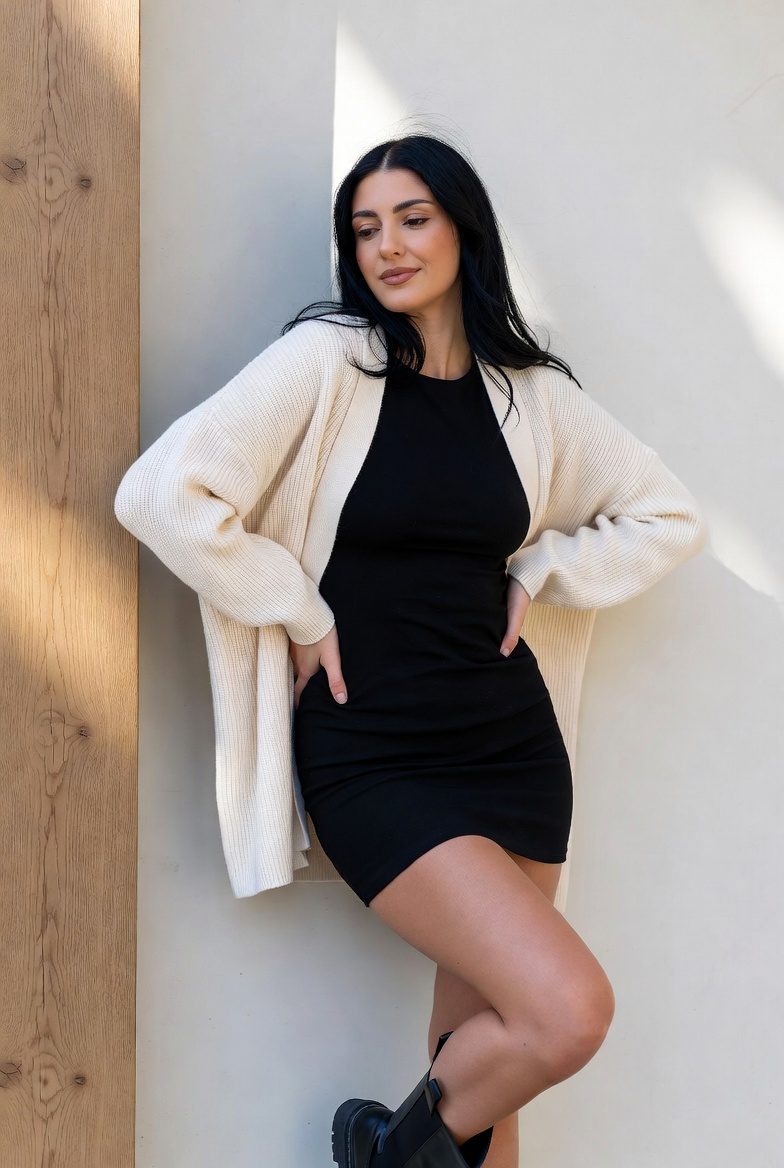 15 Valentines Day Outfits That Are Cute & Comfortable