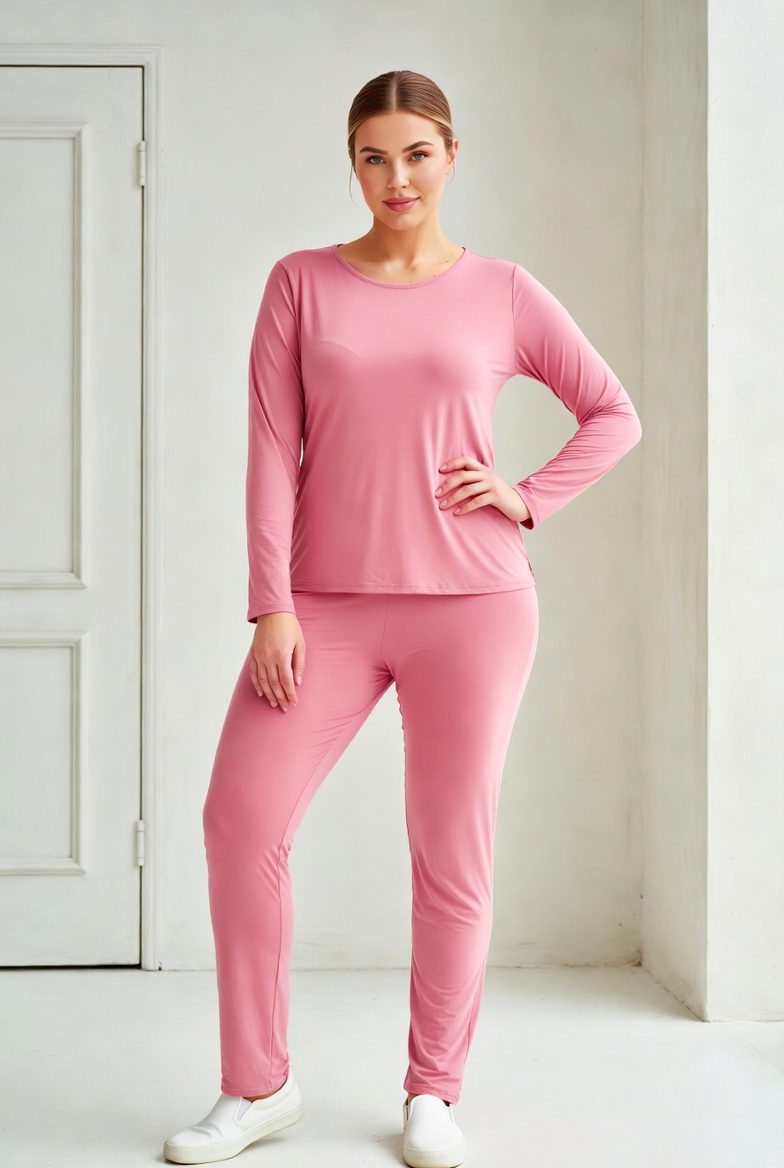 15 Valentines Day Outfits That Are Cute & Comfortable