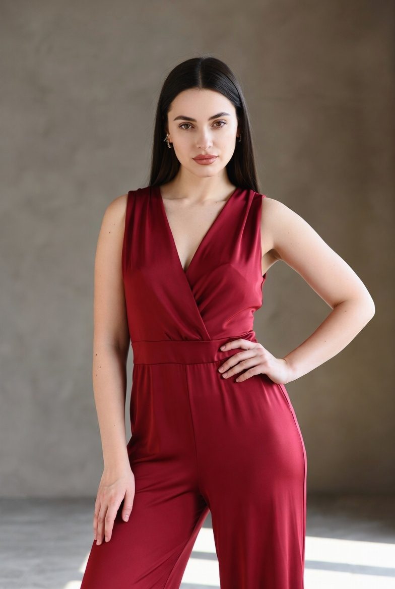 12 Valentine’s Day Jumpsuits That Beat Any Dress