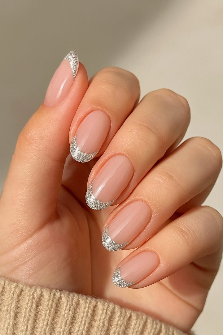 15 Cute Valentine’s Nails That Are Trending Now