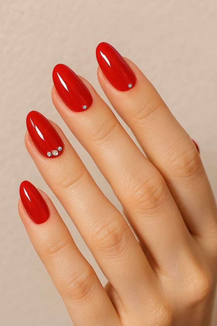 18 Romantic Red Nail Ideas for February You’ll Fall in Love With