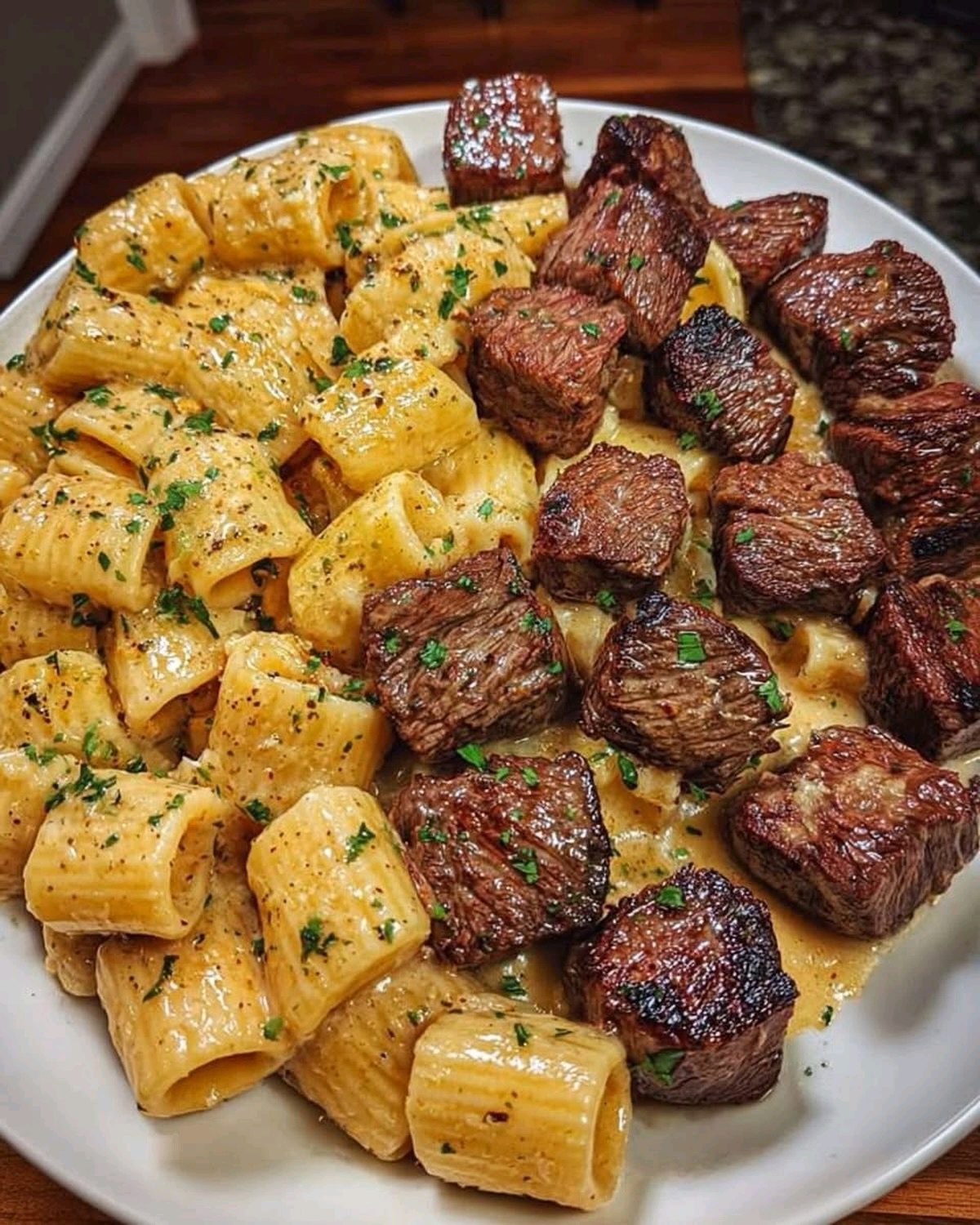 How to prepare Garlic Butter Steak Bites and Alfredo Pasta