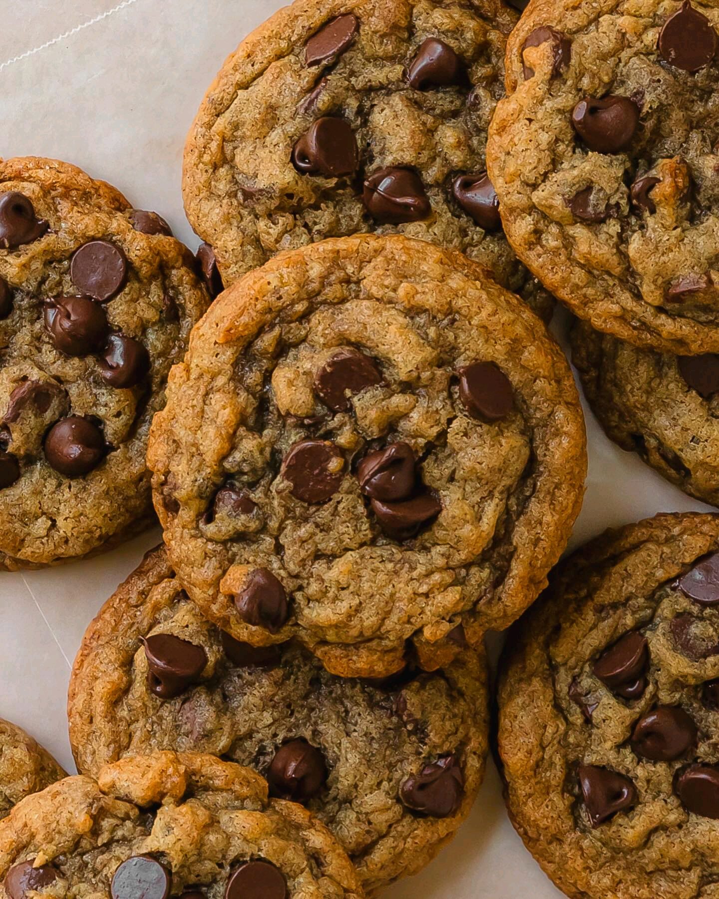 How to make banana chocolate chip cookies