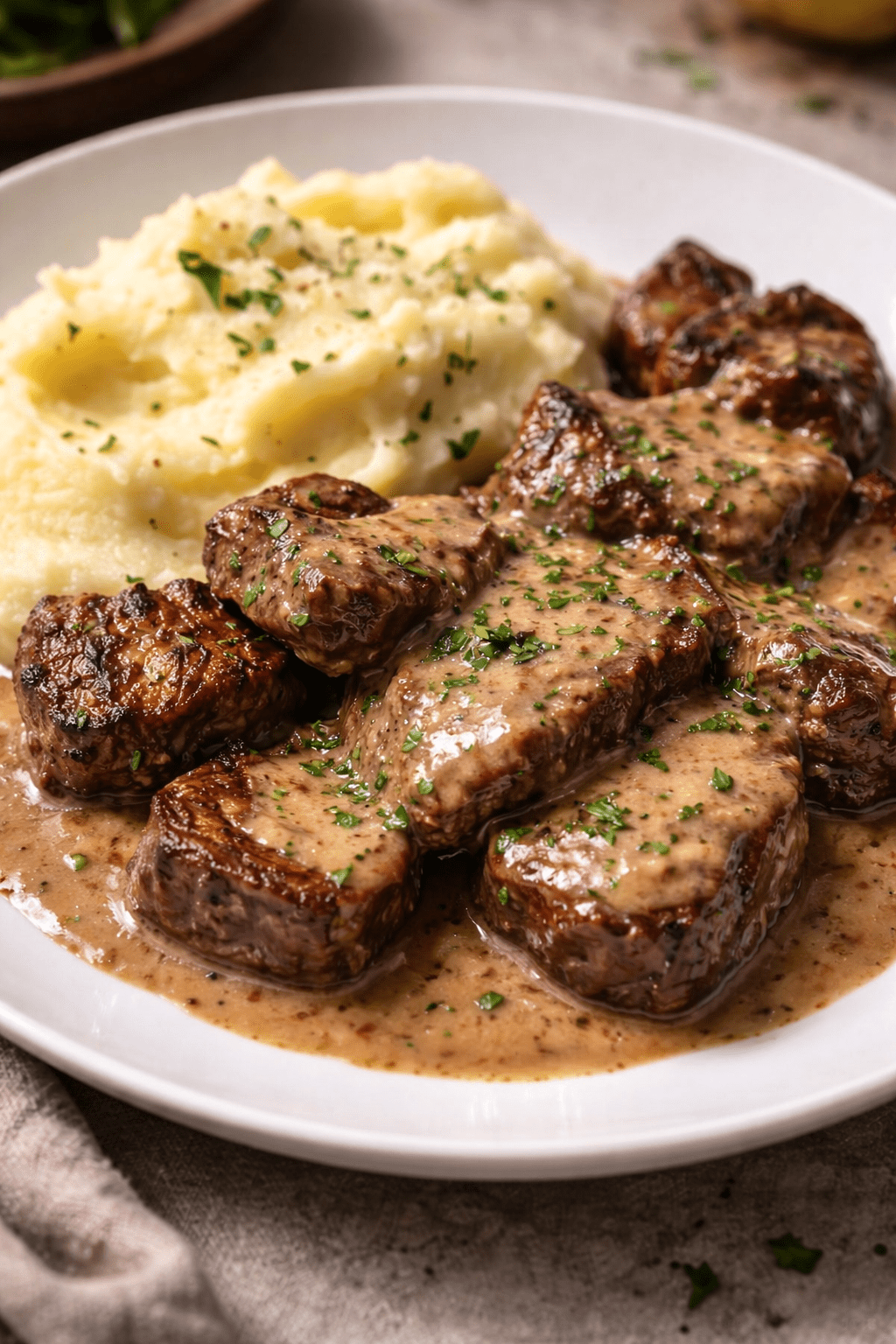 Steak Bites with Creamy Sauce and Mashed Potatoes