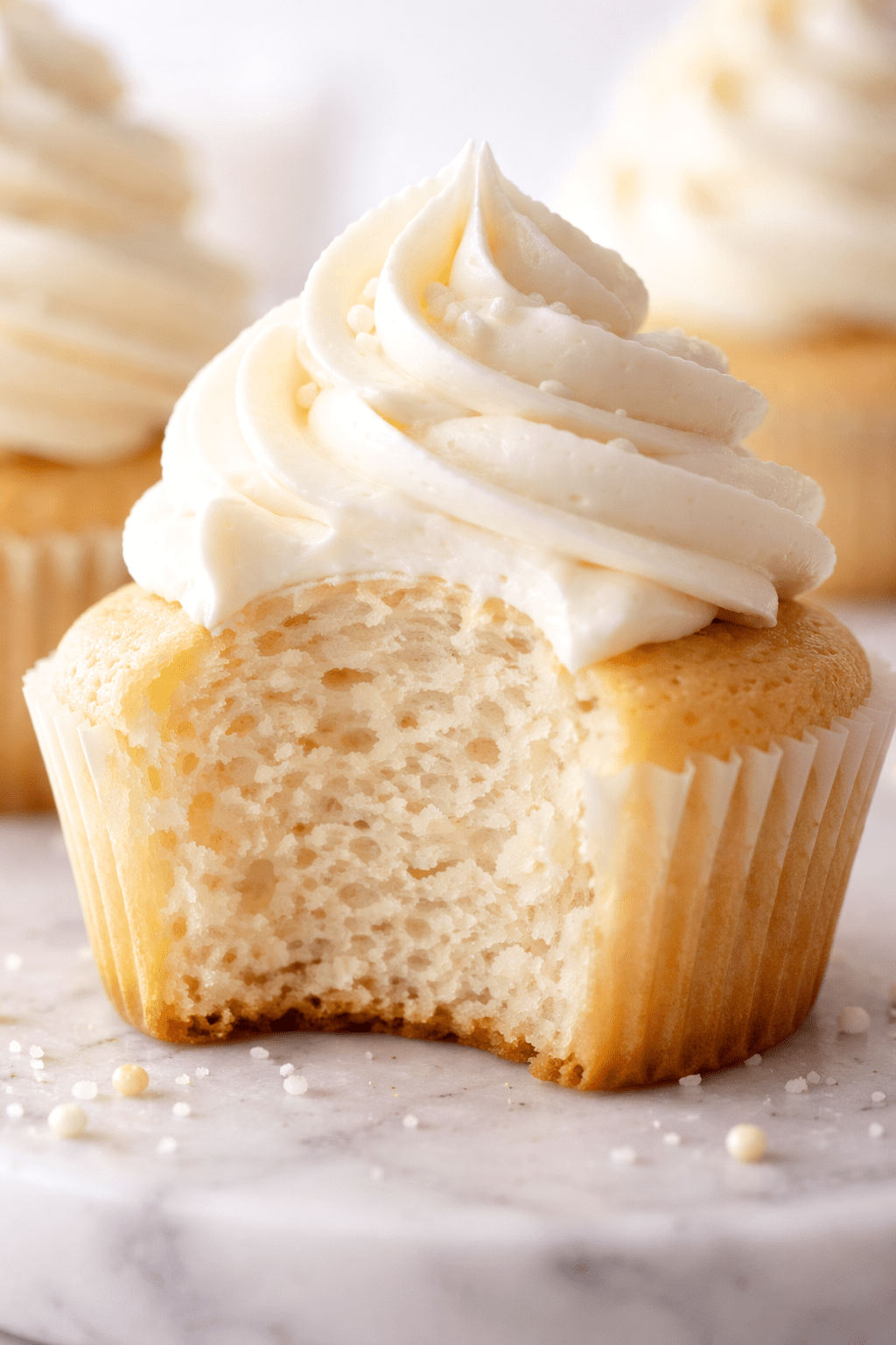 How to make moist vanilla cupcakes