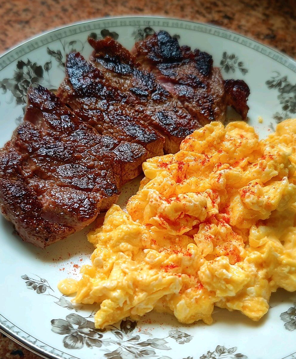 Steak with Scrambled Eggs recipe 