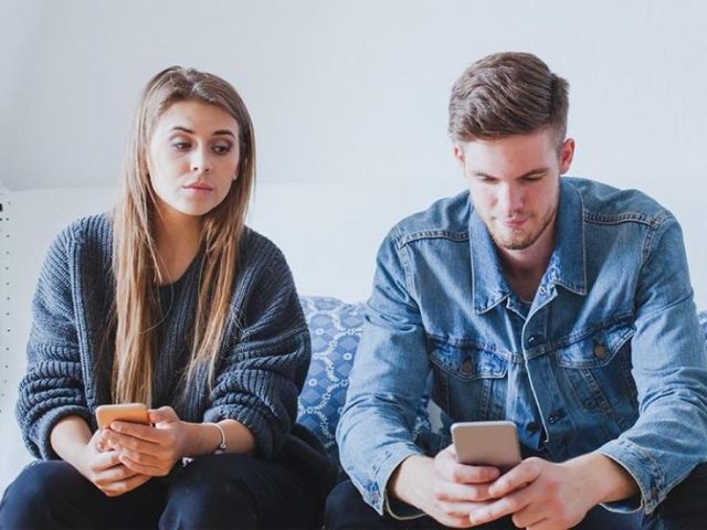 Things Women Should Stop Doing by the First Month of the Relationship