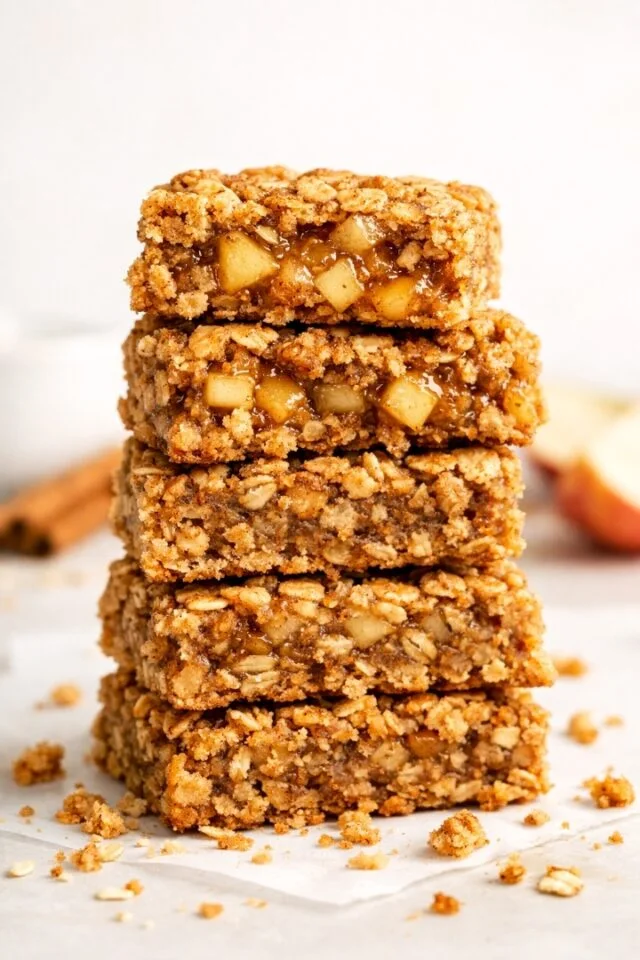 Polish_20260425_225406196 Apple Cinnamon Oat Bars Recipe Cover