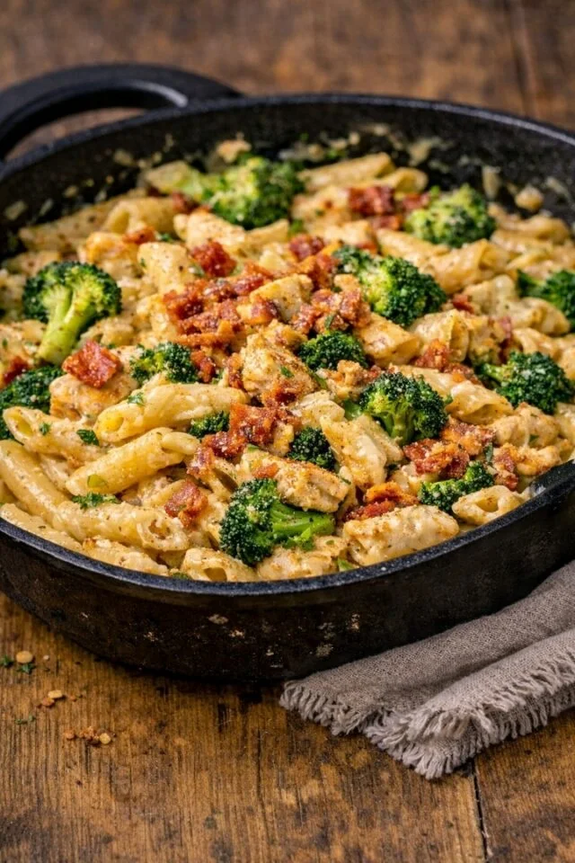 Creamy Chicken Pasta with Broccoli and Bacon Cover